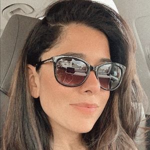 Meet your Posher, Linette